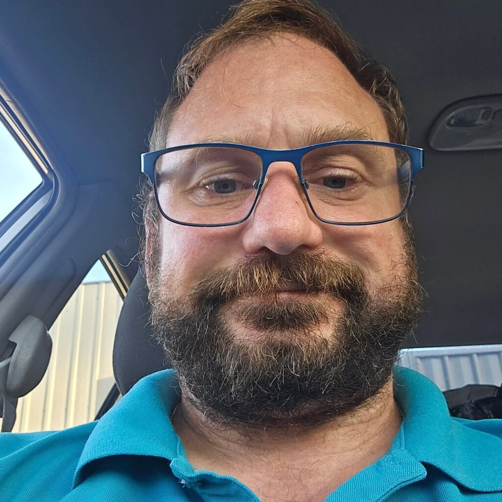 Chris Lawes - Aquarius Blue Cleaning - Adelaide cleaners home and business